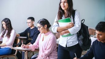 5 Pinjaman Online Untuk Mahasiswa, Sudah OJK! - Psylight Blog - 3